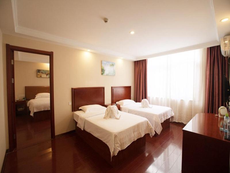 Greentree Inn Hainan Haikou East Train Station East Fengxiang Road Business Hotel Экстерьер фото
